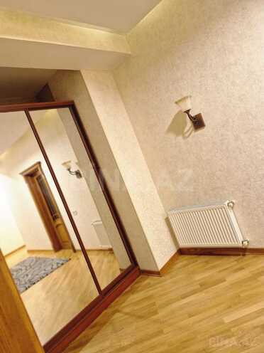 Продаётся 3-комн. вторичка 70 м², м. Низами, photo 7 from 12