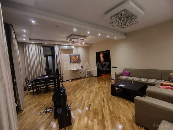 Продаётся 3-комн. вторичка 70 м², м. Сахил, photo 4 from 25