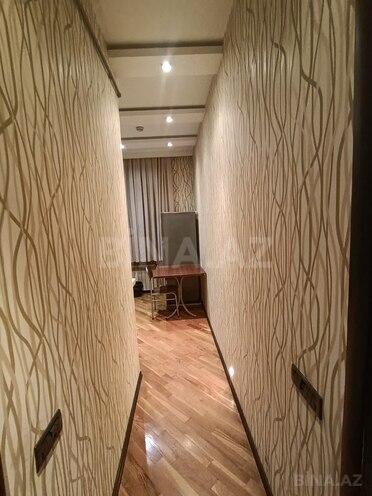 Продаётся 3-комн. вторичка 70 м², м. Сахил, photo 19 from 25