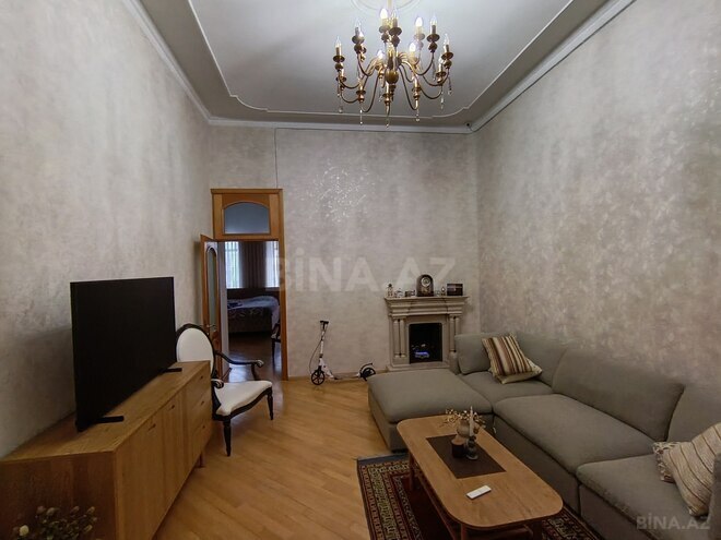 Satılır 2 otaqlı köhnə tikili 80 m², Sahil m., photo 12 from 28