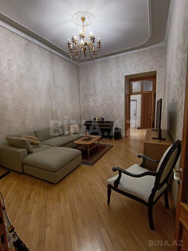 Satılır 2 otaqlı köhnə tikili 80 m², Sahil m., photo 10 from 28