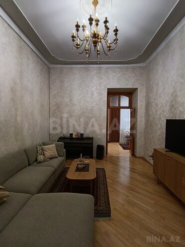 Satılır 2 otaqlı köhnə tikili 80 m², Sahil m., photo 13 from 28
