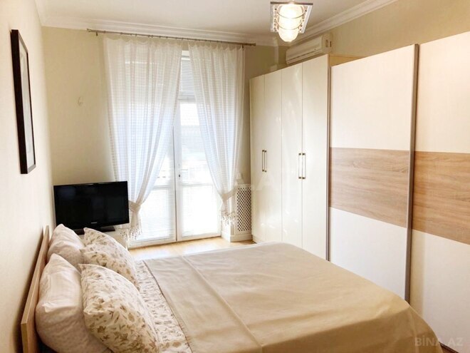 İcarəyə verilir 2 otaqlı köhnə tikili 58 m², İçəri Şəhər m., photo 25 from 27