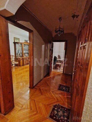 Satılır 3 otaqlı köhnə tikili 110 m², Memar Əcəmi m., photo 10 from 17