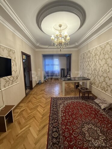 Satılır 2 otaqlı köhnə tikili 55 m², Memar Əcəmi m., photo 3 from 13