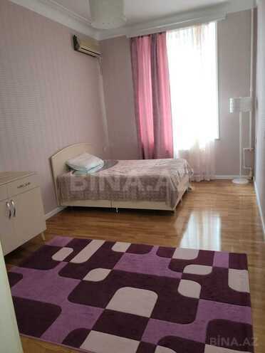 Продаётся 3-комн. вторичка 90 м², м. 28 мая, photo 3 from 18