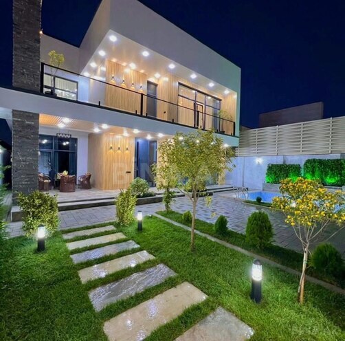 Сдаётся 5-комн. дом/дача 300 м², пос. Нардаран, photo 1 from 12