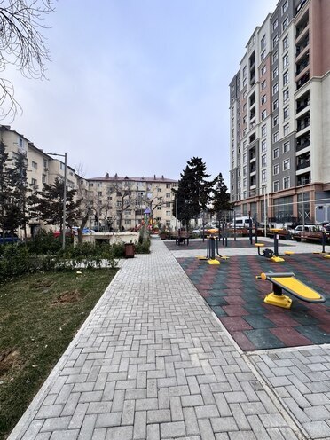 Satılır 2 otaqlı köhnə tikili 53 m², Qara Qarayev m., photo 4 from 17