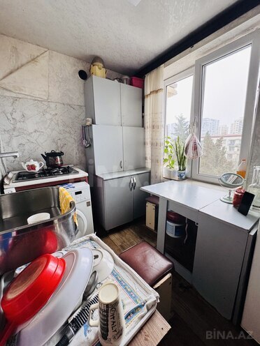 Satılır 2 otaqlı köhnə tikili 53 m², Qara Qarayev m., photo 6 from 17