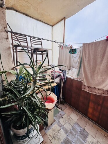 Satılır 2 otaqlı köhnə tikili 53 m², Qara Qarayev m., photo 12 from 17