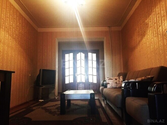 Продаётся 4-комн. вторичка 90 м², м. Элмляр Академиясы, photo 13 from 16