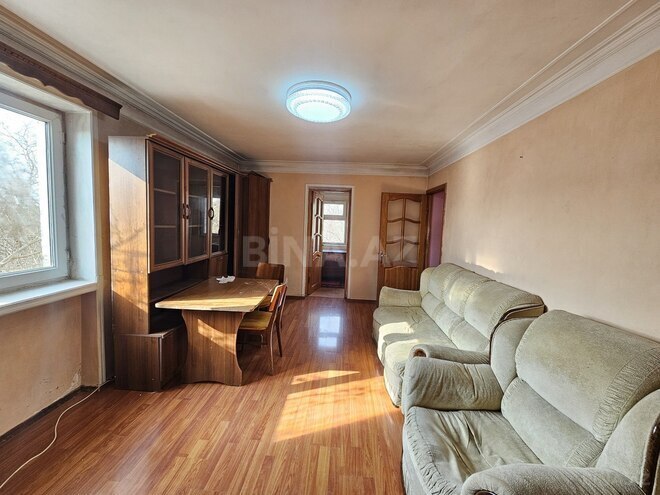 Satılır 2 otaqlı köhnə tikili 33 m², Elmlər Akademiyası m., photo 3 from 12