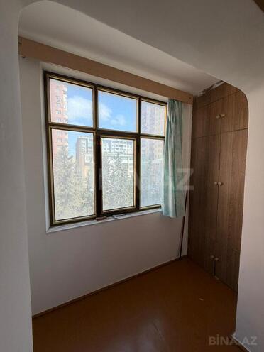 Satılır 4 otaqlı köhnə tikili 100 m², İnşaatçılar m., photo 19 from 21