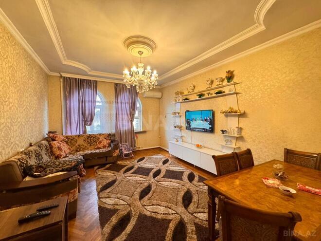 Satılır 3 otaqlı köhnə tikili 70 m², Nəriman Nərimanov m., photo 1 from 16