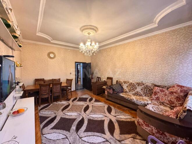Satılır 3 otaqlı köhnə tikili 70 m², Nəriman Nərimanov m., photo 3 from 16