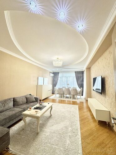 Продаётся 2-комн. новостройка 100 м², м. Нефтчиляр, photo 1 from 21