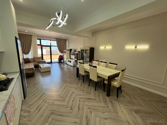 Продаётся 6-комн. дом/дача 207 м², Абшеронcкий  р., photo 1 from 32