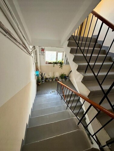 Satılır 3 otaqlı köhnə tikili 80 m², Qara Qarayev m., photo 7 from 25
