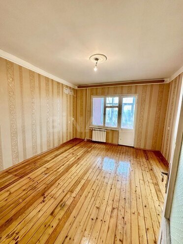 Satılır 3 otaqlı köhnə tikili 80 m², Qara Qarayev m., photo 9 from 25