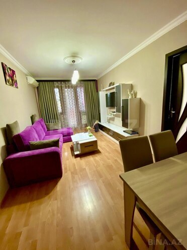 Продаётся 3-комн. вторичка 55 м², м. Нефтчиляр, photo 3 from 15