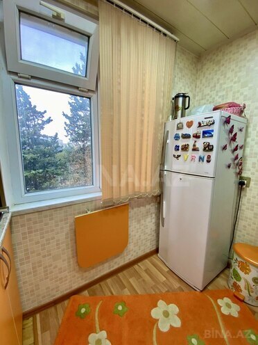 Продаётся 3-комн. вторичка 55 м², м. Нефтчиляр, photo 9 from 15