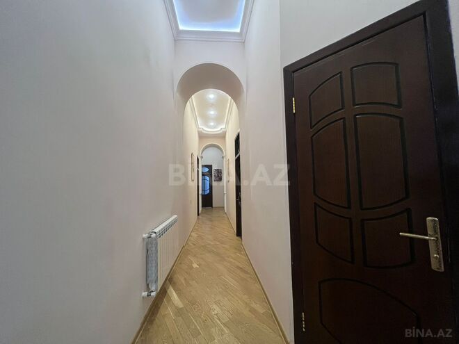 Сдаётся 4-комн. вторичка 200 м², м. 28 мая, photo 21 from 24