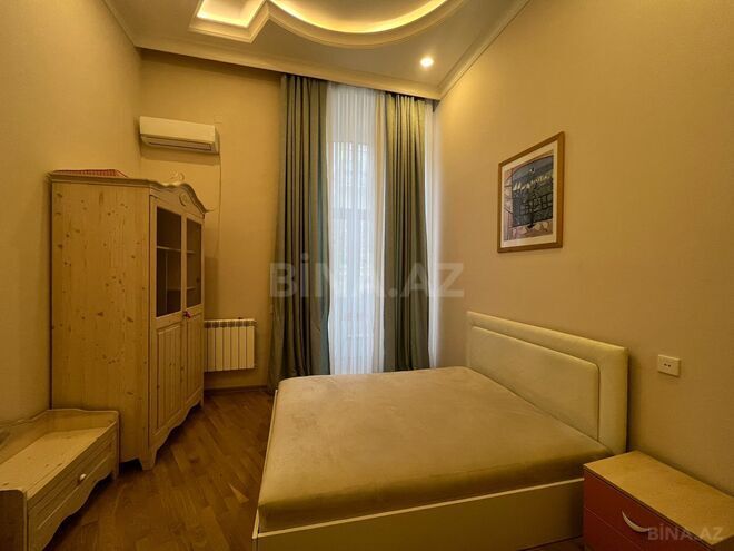 Сдаётся 4-комн. вторичка 200 м², м. 28 мая, photo 13 from 24