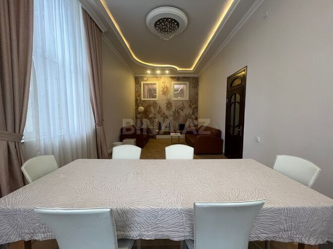 Сдаётся 4-комн. вторичка 200 м², м. 28 мая, photo 18 from 24