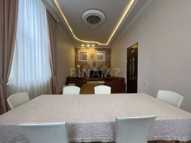 Сдаётся 4-комн. вторичка 200 м², м. 28 мая, photo 16 from 24