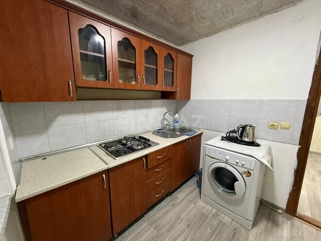 Satılır 1 otaqlı köhnə tikili 30 m², Elmlər Akademiyası m., photo 8 from 11