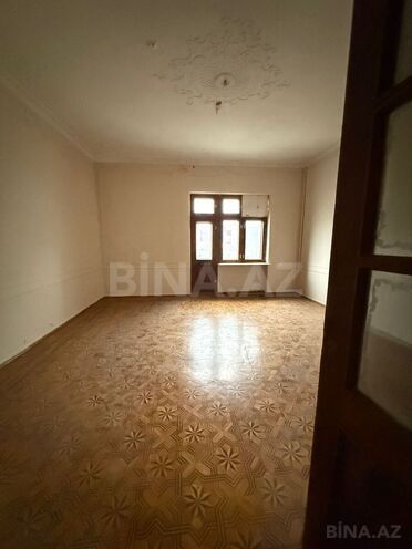 Satılır 3 otaqlı köhnə tikili 100 m², Sahil m., photo 11 from 20