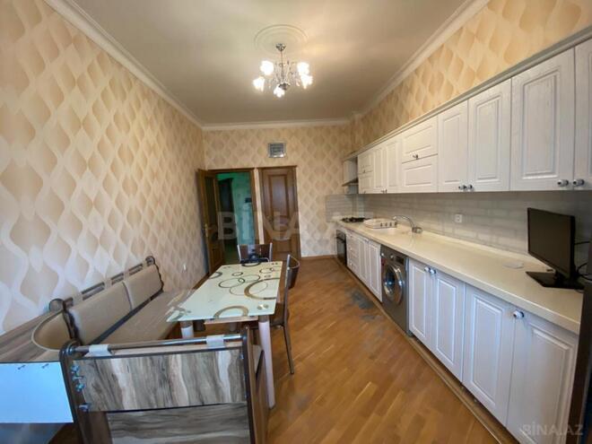 İcarəyə verilir 3 otaqlı yeni tikili 130 m², İnşaatçılar m., photo 12 from 20