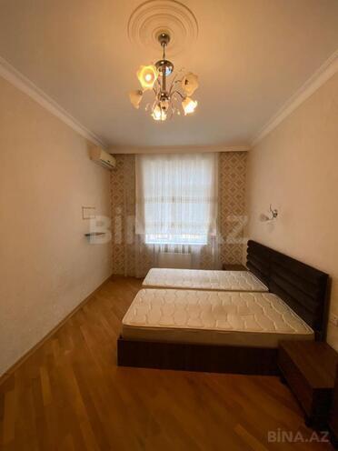İcarəyə verilir 3 otaqlı yeni tikili 130 m², İnşaatçılar m., photo 9 from 20