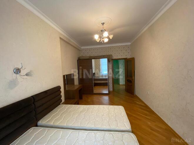 İcarəyə verilir 3 otaqlı yeni tikili 130 m², İnşaatçılar m., photo 8 from 20