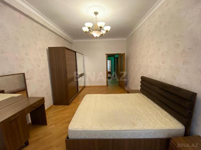 İcarəyə verilir 3 otaqlı yeni tikili 130 m², İnşaatçılar m., photo 10 from 20