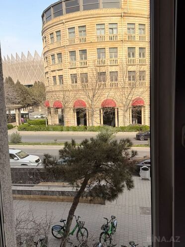 Продаётся 2-комн. вторичка 55 м², Ясамальский р., photo 13 from 14