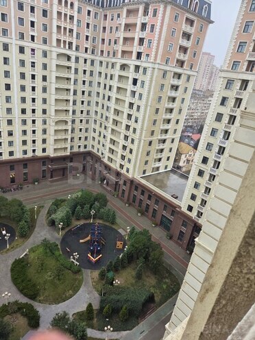 Сдаётся 3-комн. новостройка 118 м², м. Иншаатчылар, photo 1 from 21