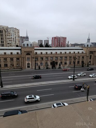 Сдаётся 3-комн. новостройка 110 м², м. Нариман Нариманов, photo 14 from 16