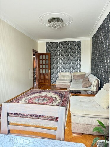 Satılır 3 otaqlı köhnə tikili 90 m², Azadlıq Prospekti m., photo 3 from 18