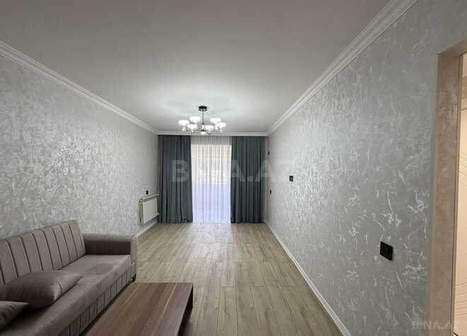 Продаётся 1-комн. вторичка 35 м², м. Нефтчиляр, photo 3 from 13