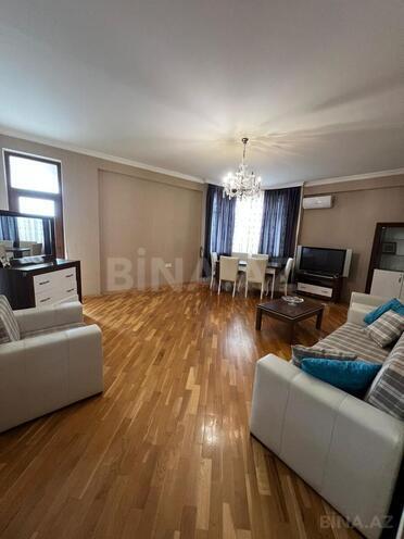 Сдаётся 3-комн. новостройка 142 м², м. 8 ноября, photo 12 from 18