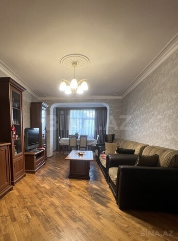 Продаётся 3-комн. вторичка 86 м², м. Гянджлик, photo 3 from 10