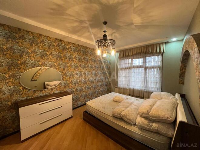 Продаётся 3-комн. вторичка 80 м², м. Ази Асланов, photo 6 from 25