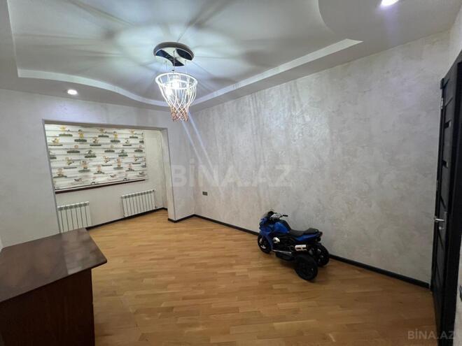 Продаётся 3-комн. вторичка 80 м², м. Ази Асланов, photo 12 from 25