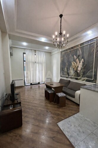 Сдаётся 2-комн. новостройка 60 м², м. Низами, photo 3 from 8