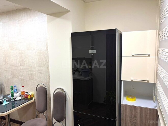 Satılır 4 otaqlı köhnə tikili 120 m², Qara Qarayev m., photo 12 from 19