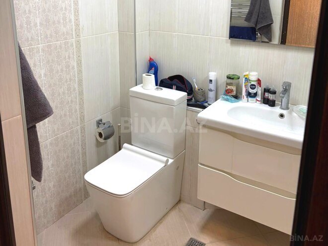 Satılır 4 otaqlı köhnə tikili 120 m², Qara Qarayev m., photo 17 from 19
