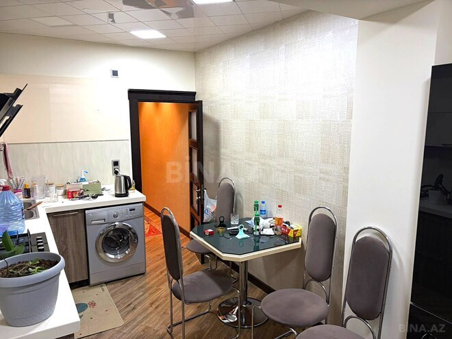 Satılır 4 otaqlı köhnə tikili 120 m², Qara Qarayev m., photo 13 from 19