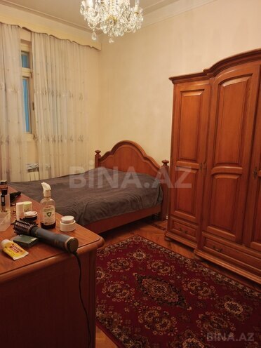 Satılır 4 otaqlı köhnə tikili 190 m², Nəriman Nərimanov m., photo 9 from 19
