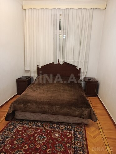 Satılır 4 otaqlı köhnə tikili 190 m², Nəriman Nərimanov m., photo 14 from 19